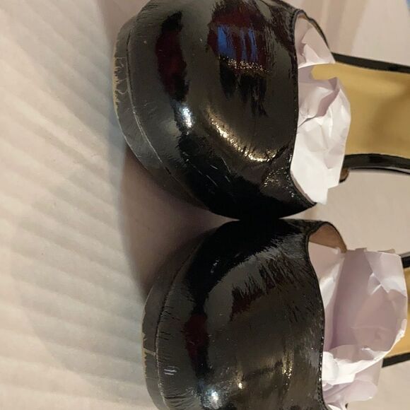 MICHAEL Michael Kors heels, size 8M, gently used - Picture 13 of 16